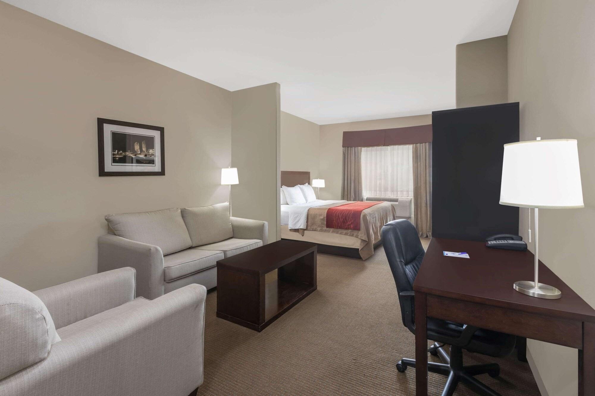 Baymont By Wyndham Columbus Hotell Exteriör bild