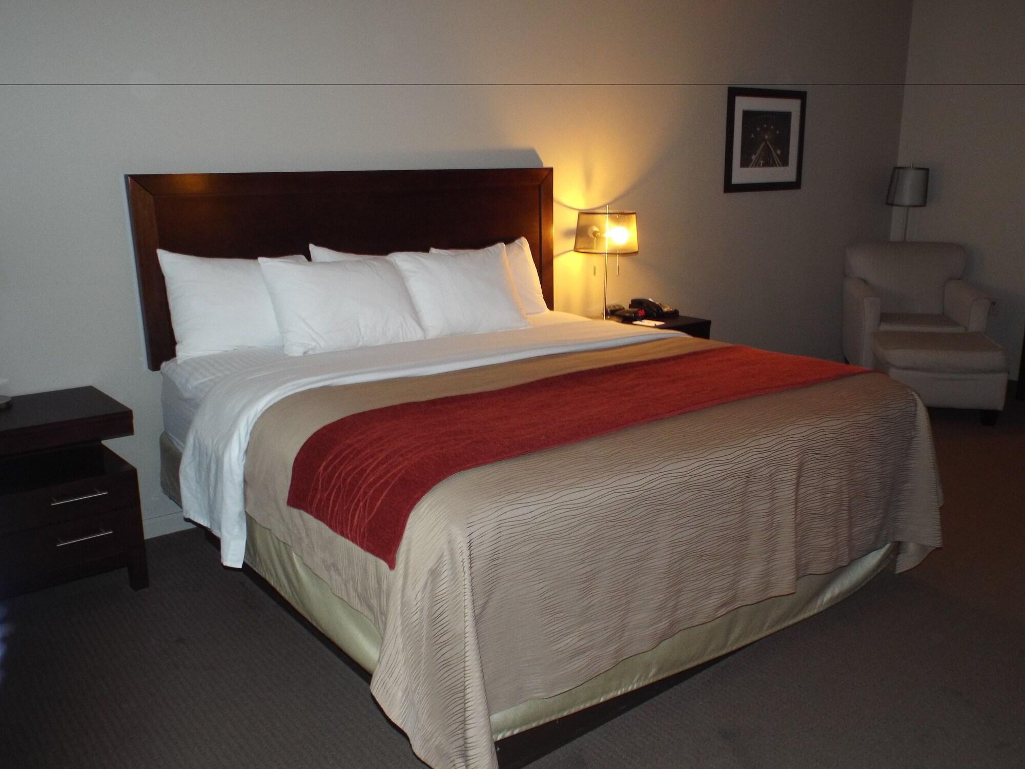 Baymont By Wyndham Columbus Hotell Exteriör bild