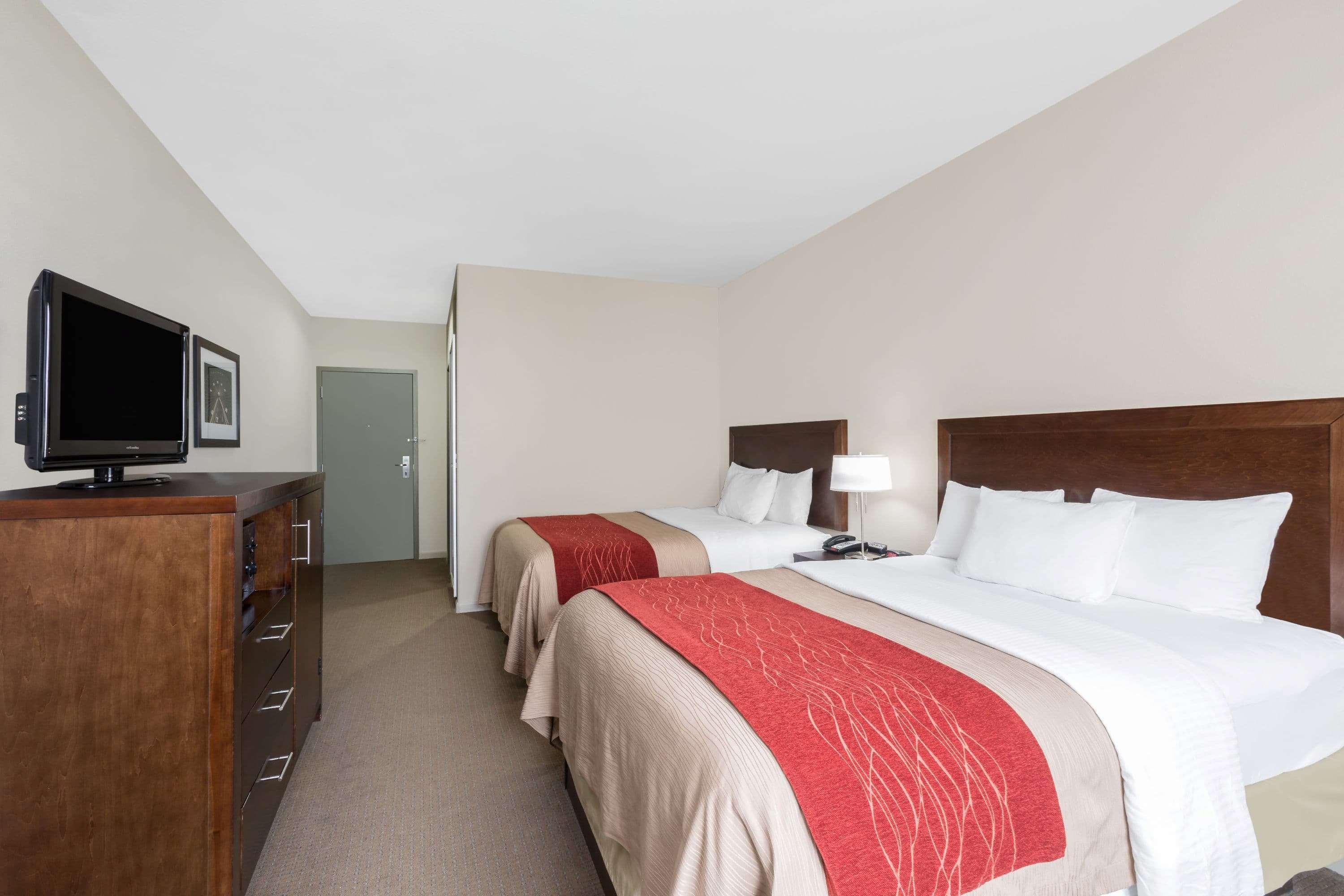 Baymont By Wyndham Columbus Hotell Exteriör bild