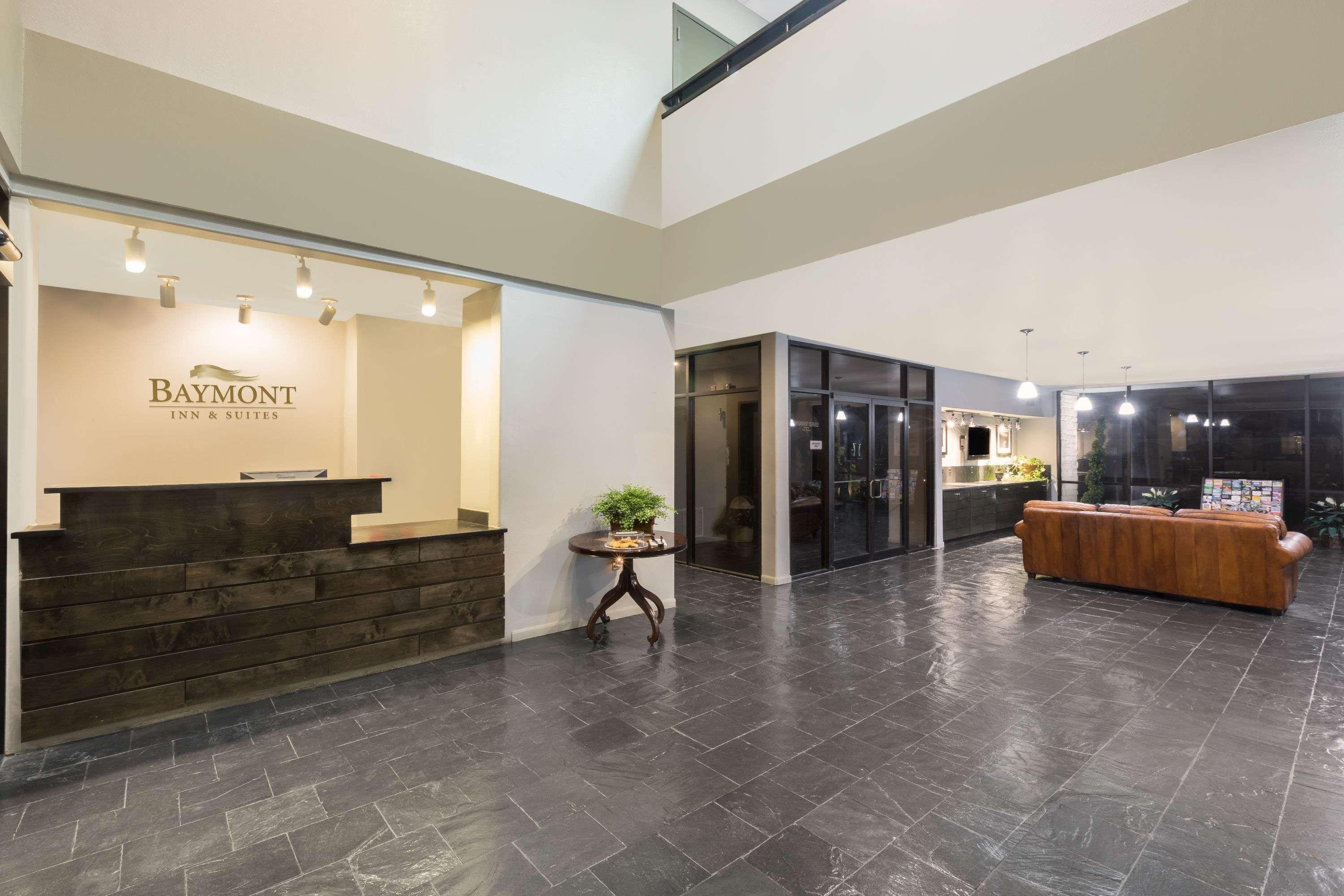 Baymont By Wyndham Columbus Hotell Exteriör bild