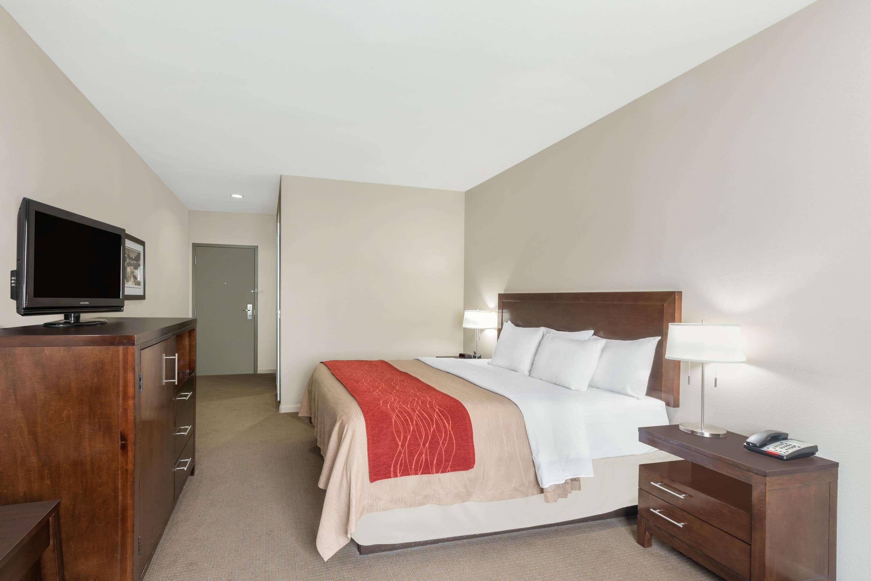 Baymont By Wyndham Columbus Hotell Exteriör bild